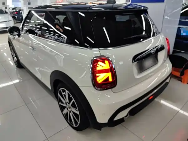 MINI 2021