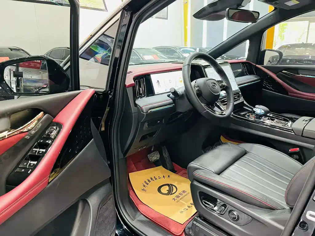 GAC Motor Trumpchi M8 2024 — фото 4