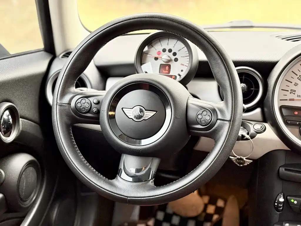 MINI Countryman 2012 — фото 10