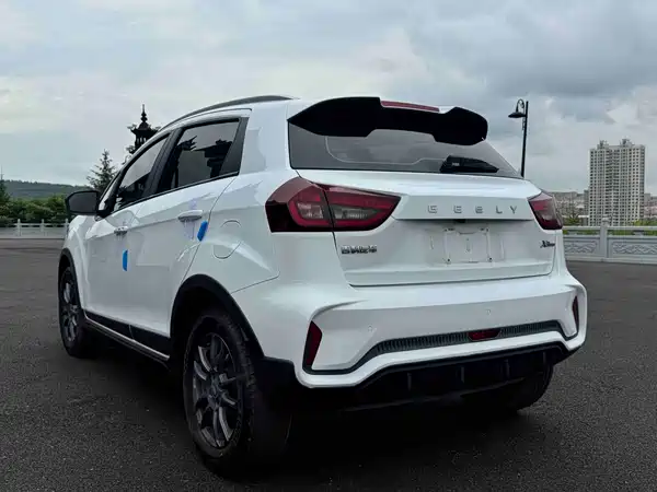 Geely Vision X3 2021