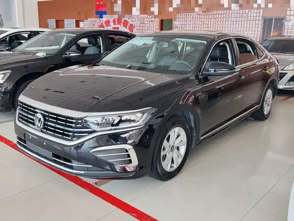 Volkswagen Passat 2023