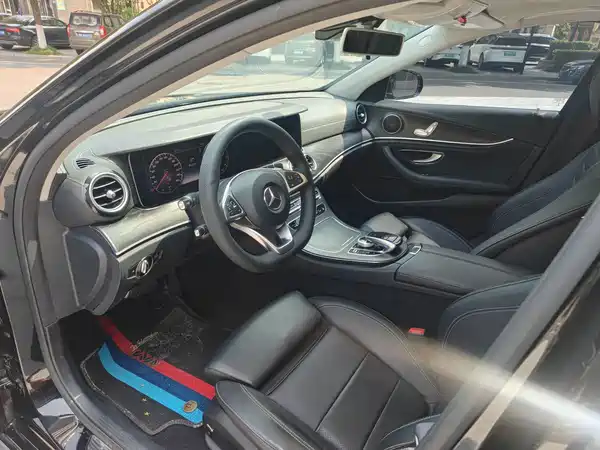 Mercedes-Benz E-Class 2018