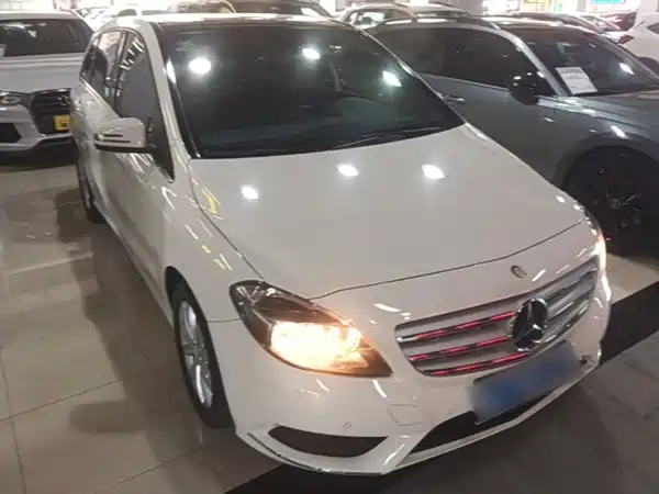 Mercedes-Benz B-Class 2016