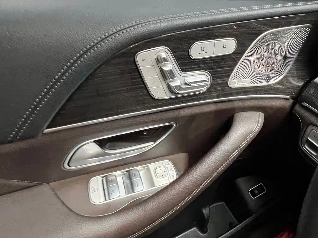 Mercedes-Benz GLS 2021 — фото 14