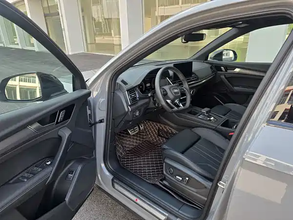 Audi Q5L 2024