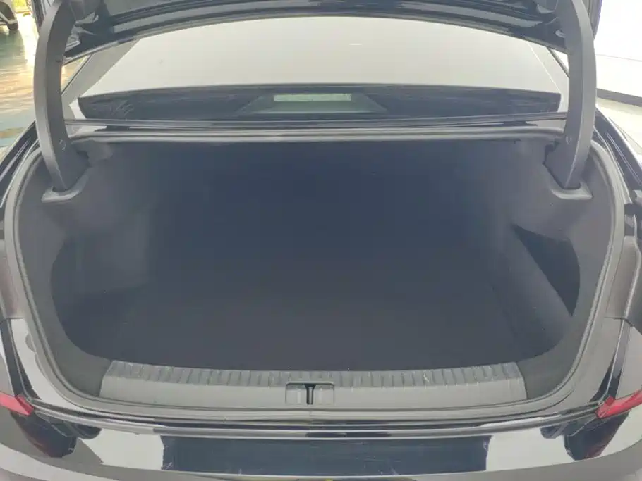 Volkswagen Passat 2023