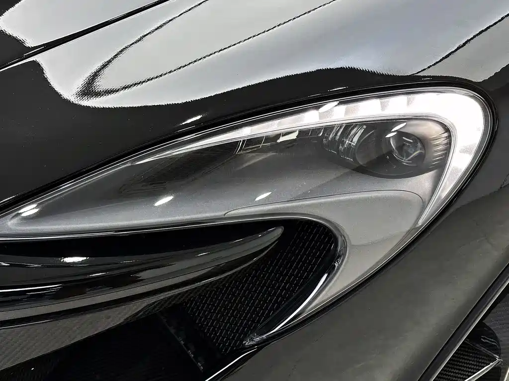 McLaren P1 2018 — фото 21
