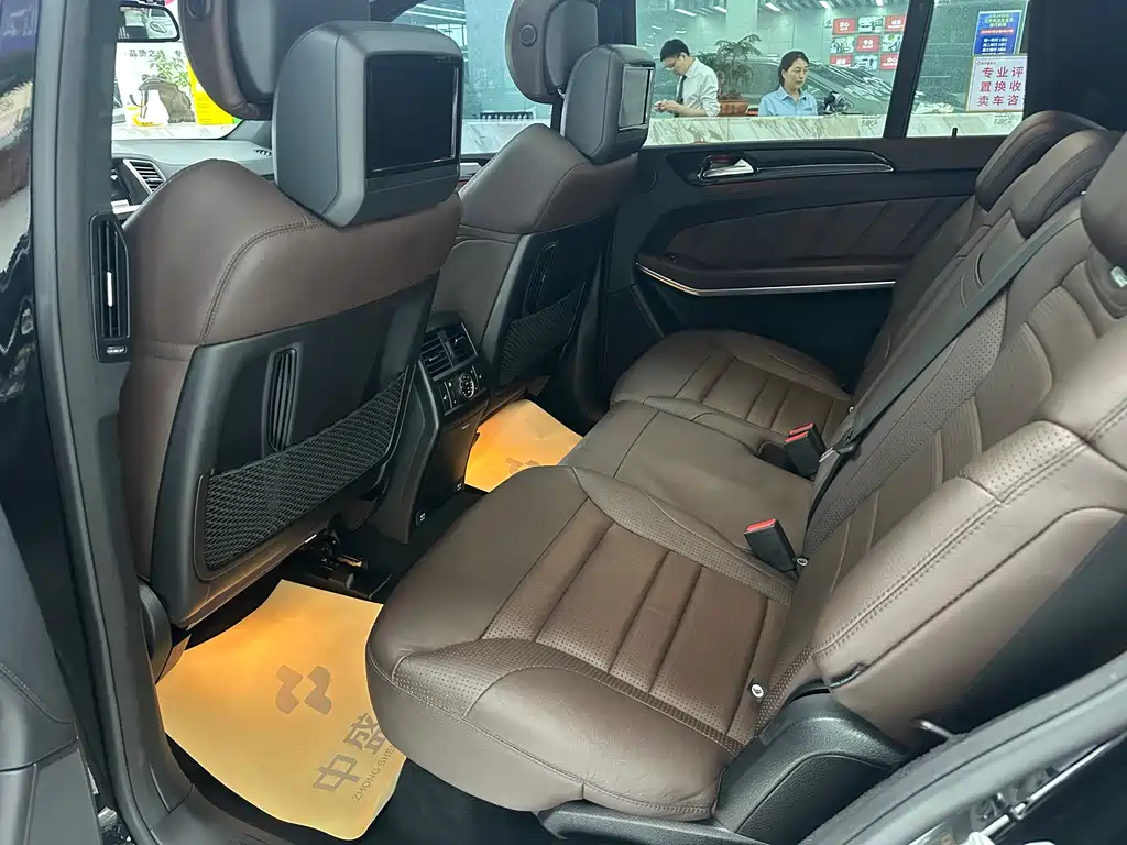 Mercedes-Benz GL-Class AMG 2015 — фото 18
