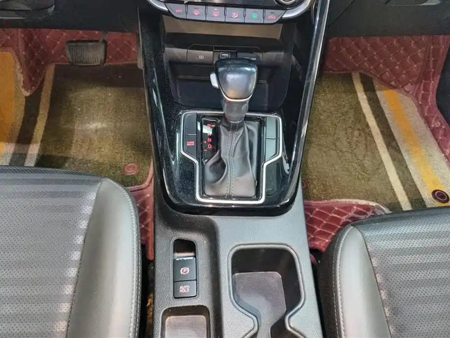 Kia Sportage 2018 — фото 16