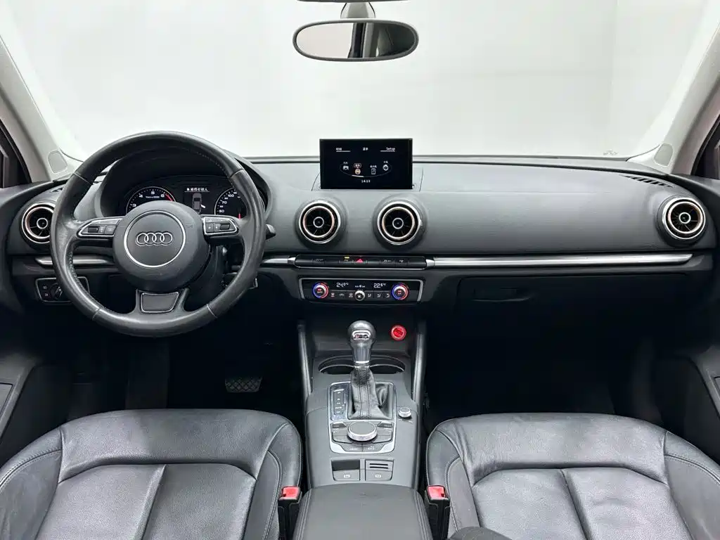 Audi A3 2015 — фото 12
