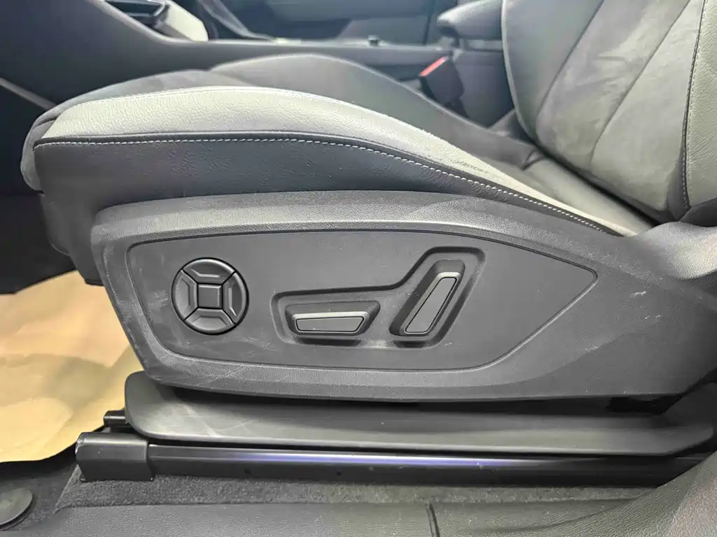 Audi Q3 2023 — фото 17