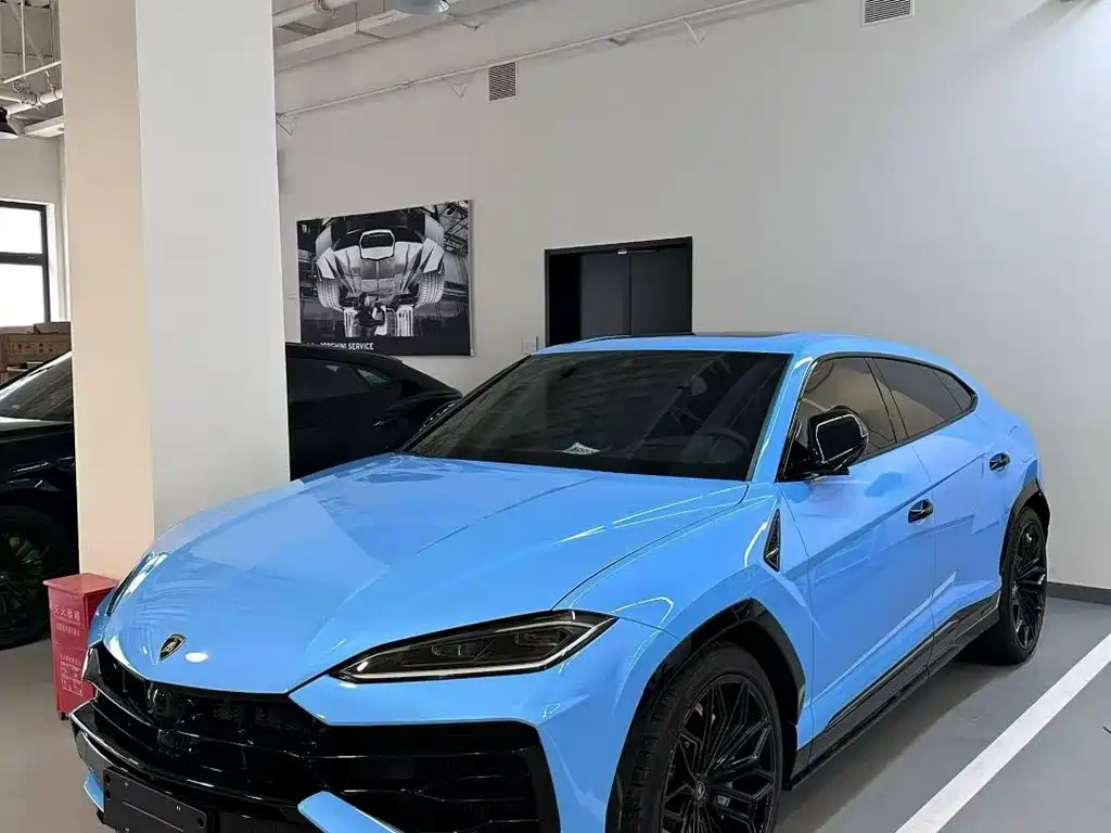 Lamborghini Urus SE — фото 1
