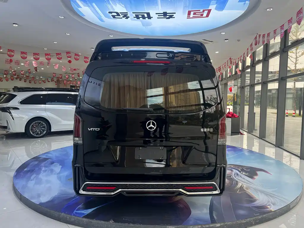 Mercedes-Benz Vito — фото 24