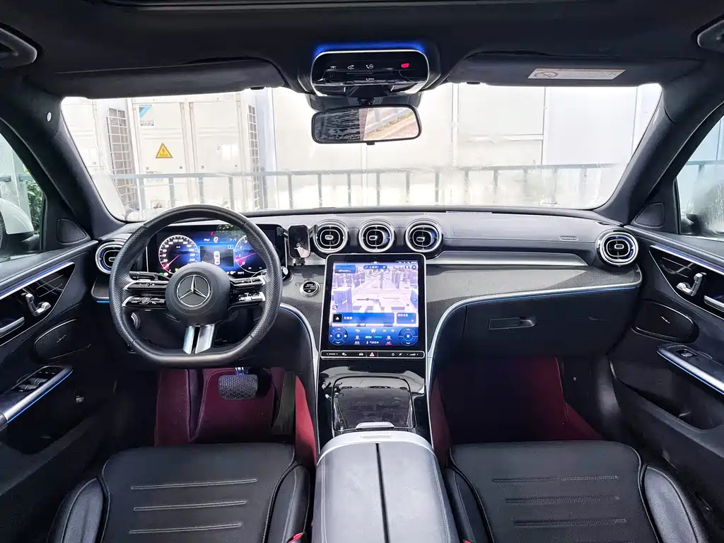 Mercedes-Benz C-Class 2023