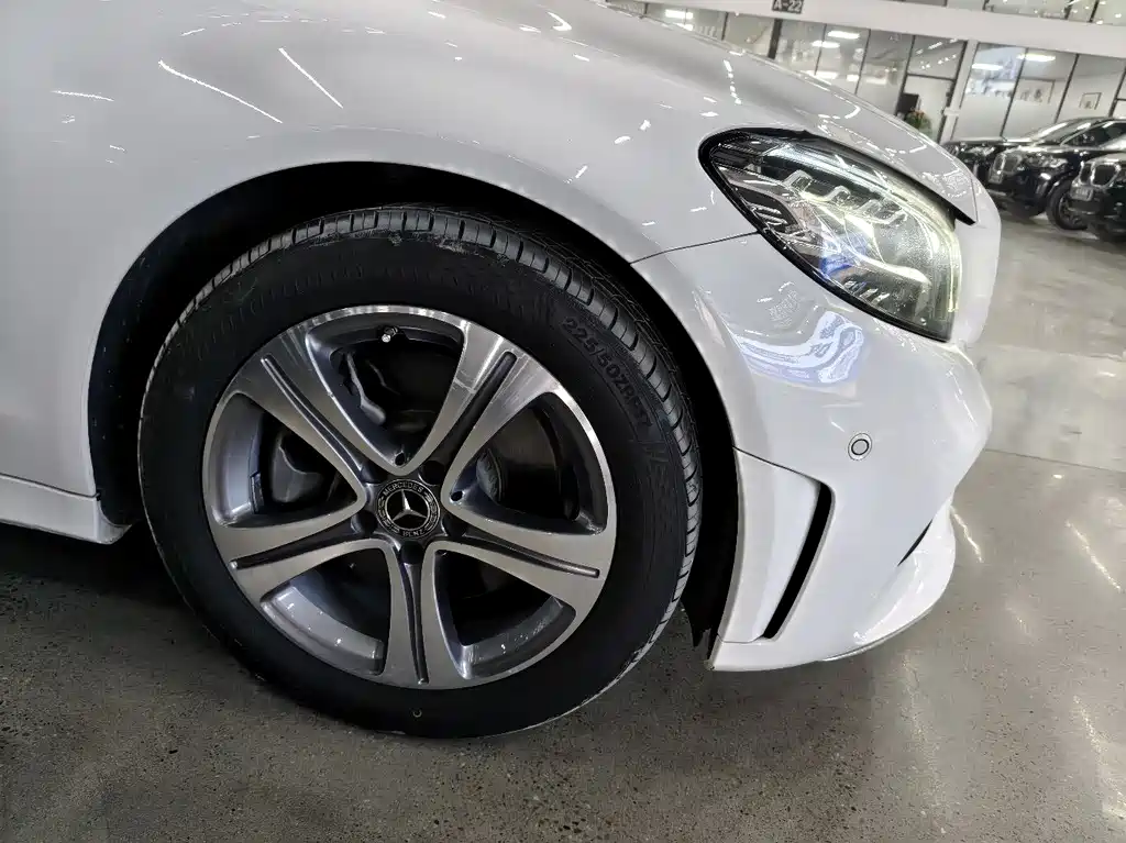 Mercedes-Benz C-Class 2020 — фото 20