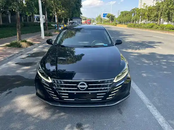 Nissan Teana 2023