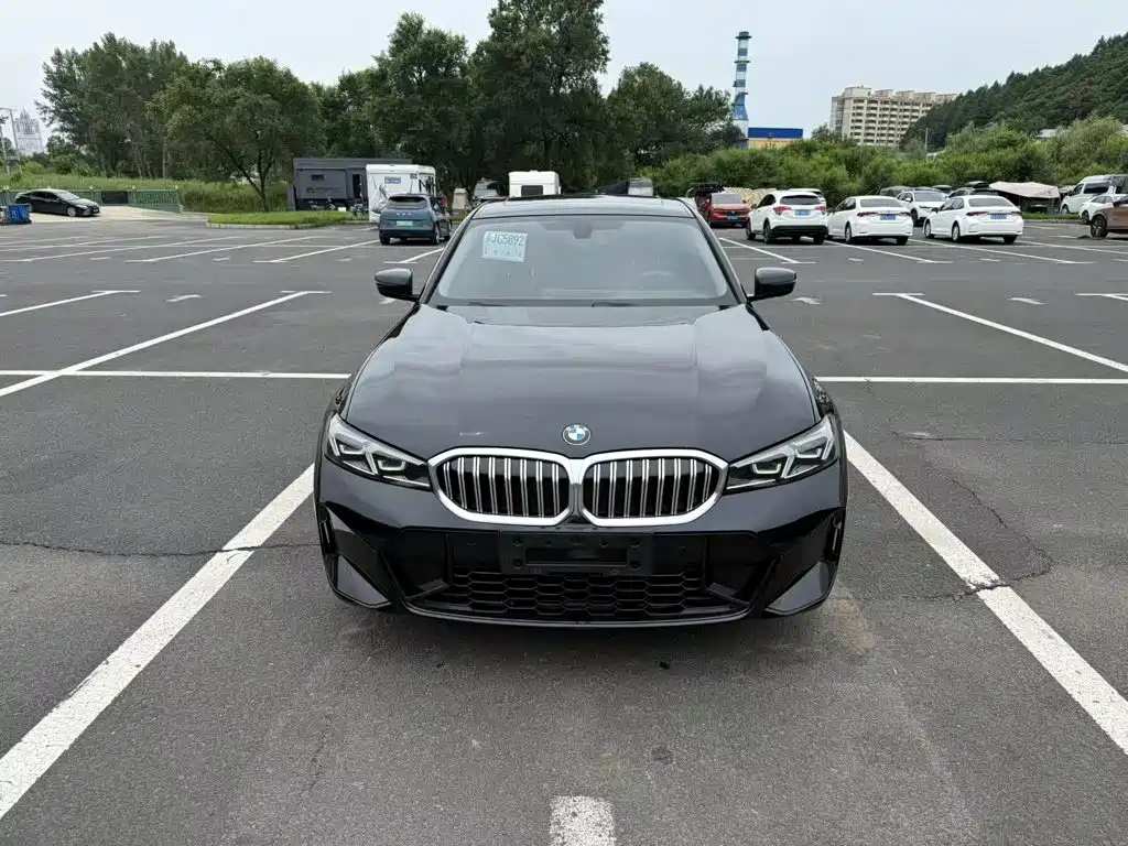 BMW 3 Series 2023