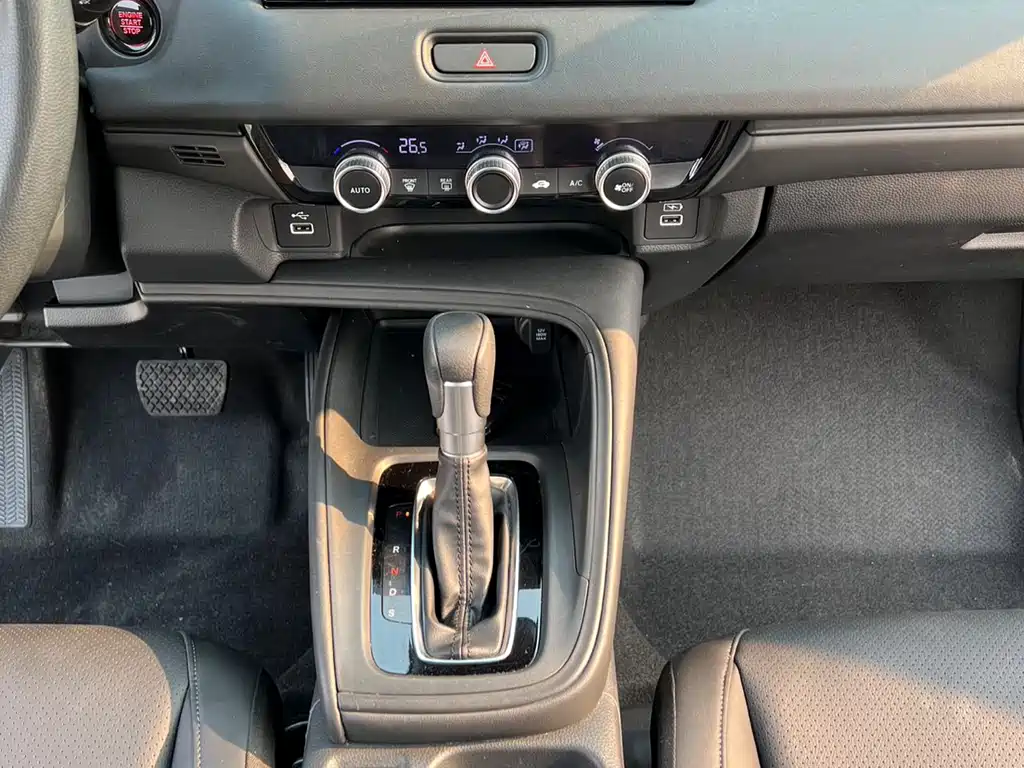 Honda Vezel 2023 — фото 15