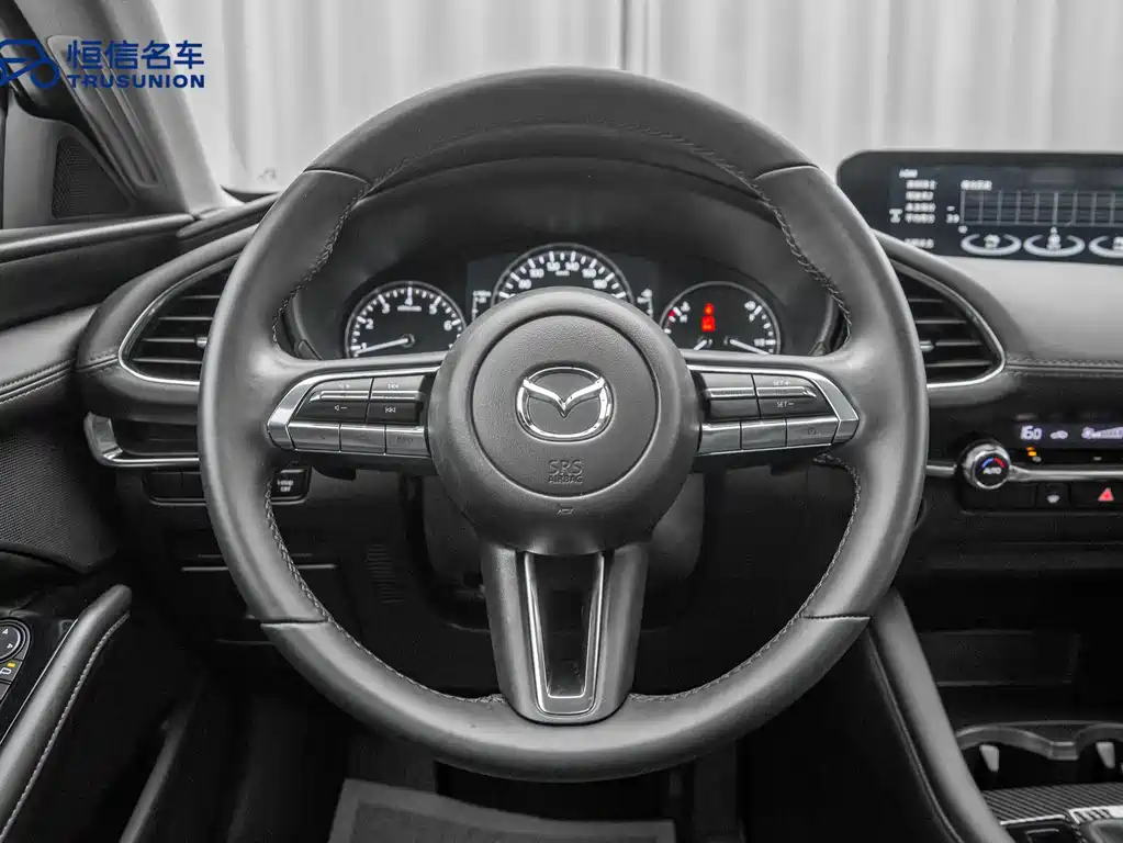 Mazda 3 Axela 2022 — фото 18