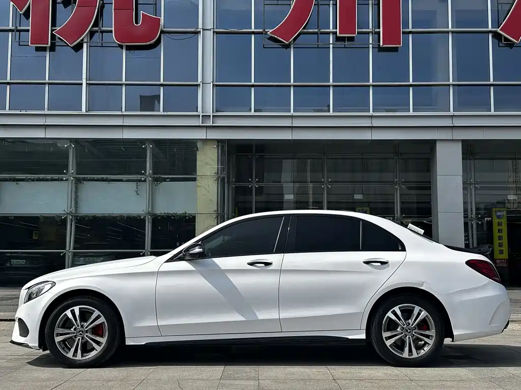Mercedes-Benz C-Class 2018 — фото 4