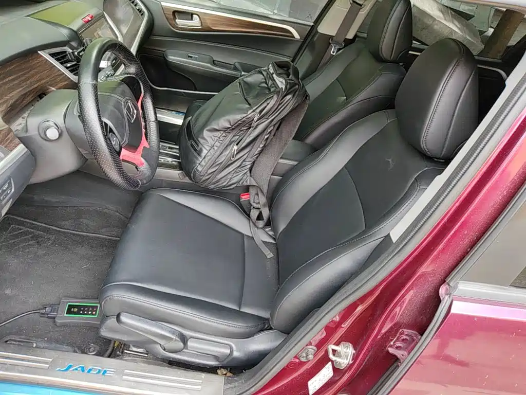 Honda Jade 2018 — фото 15