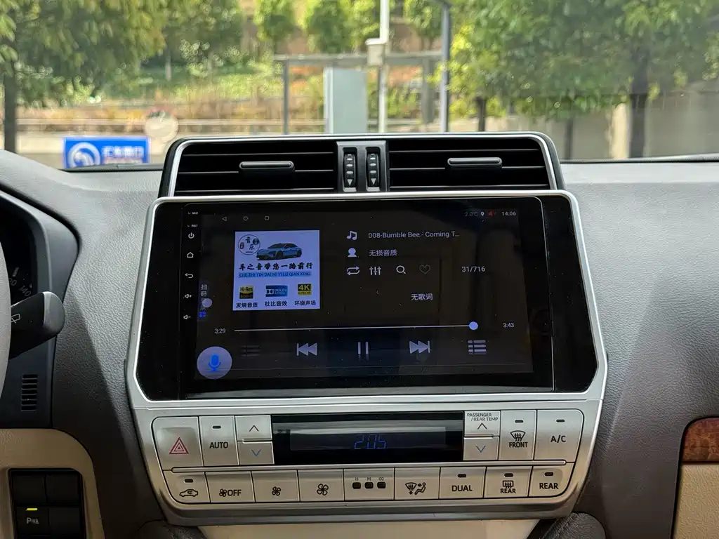 Toyota Prado 2018 — фото 16