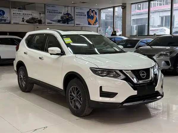 Nissan X-Trail 2025