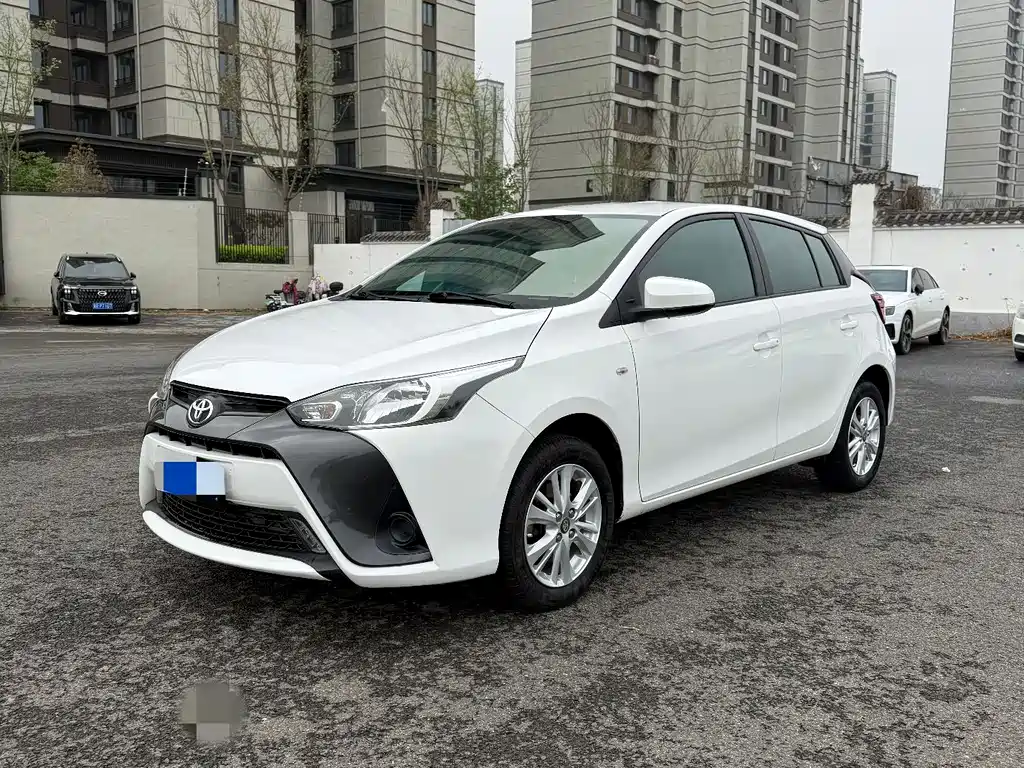 Toyota Yaris L 2019