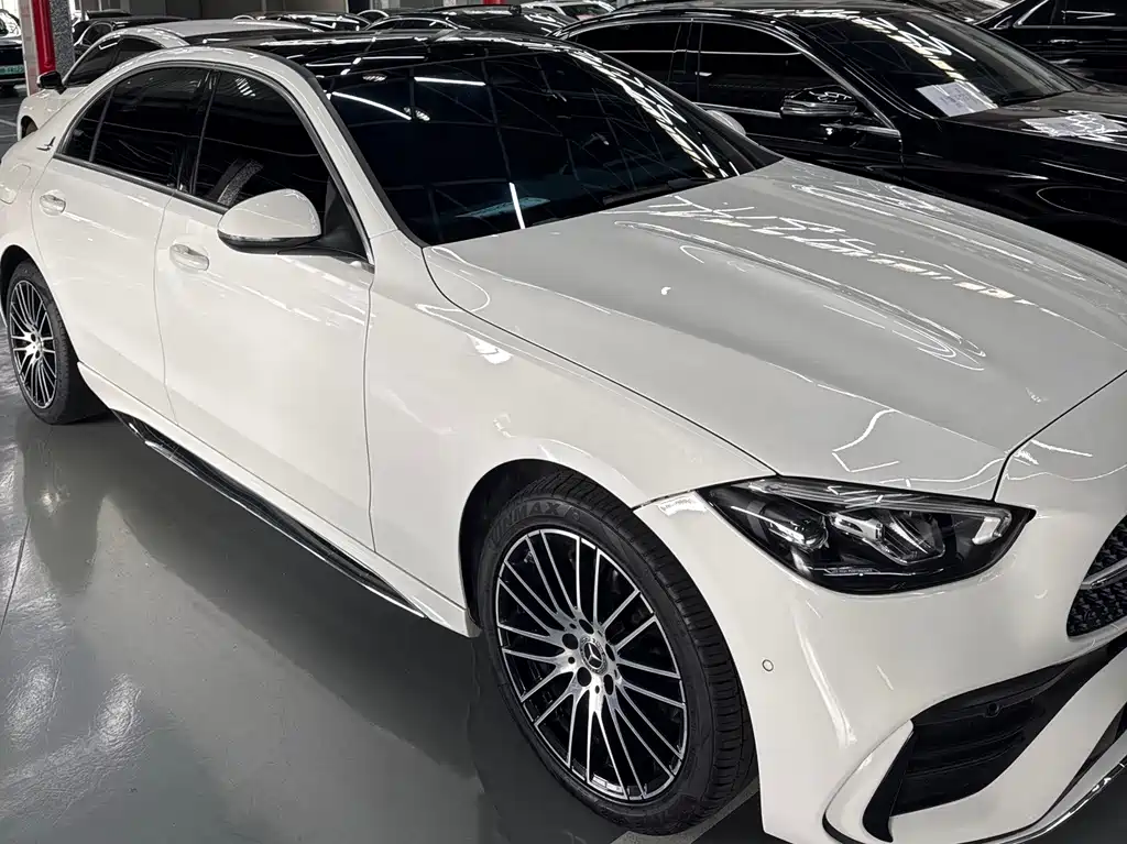 Mercedes-Benz C-Class 2023