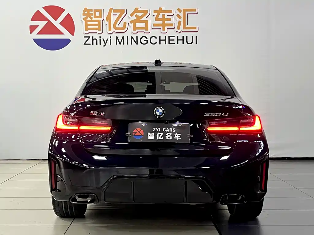 BMW 3 Series 2025 — фото 13