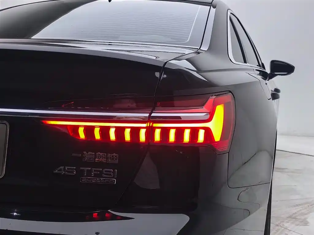 Audi A6L 2026 — фото 20
