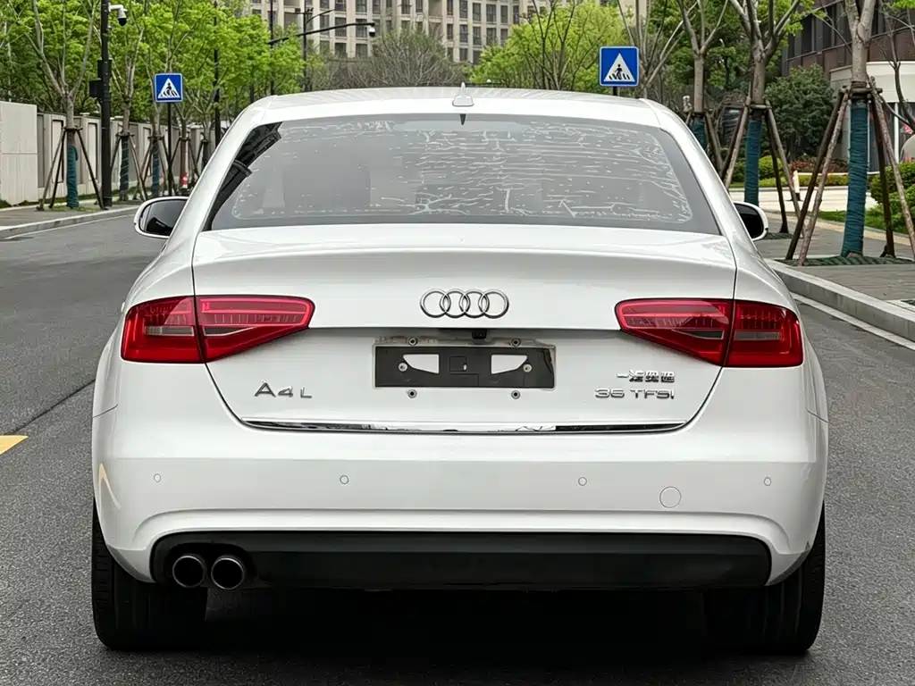 Audi A4L 2015 — фото 8