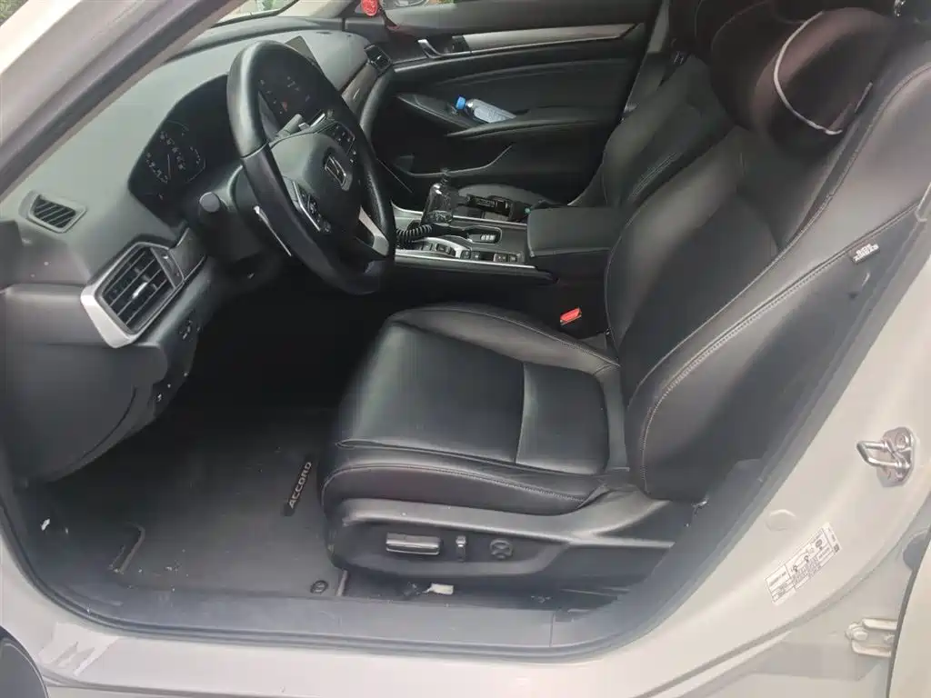 Honda Accord 2022 — фото 16
