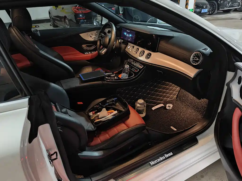 Mercedes-Benz E-Class 2022 — фото 15