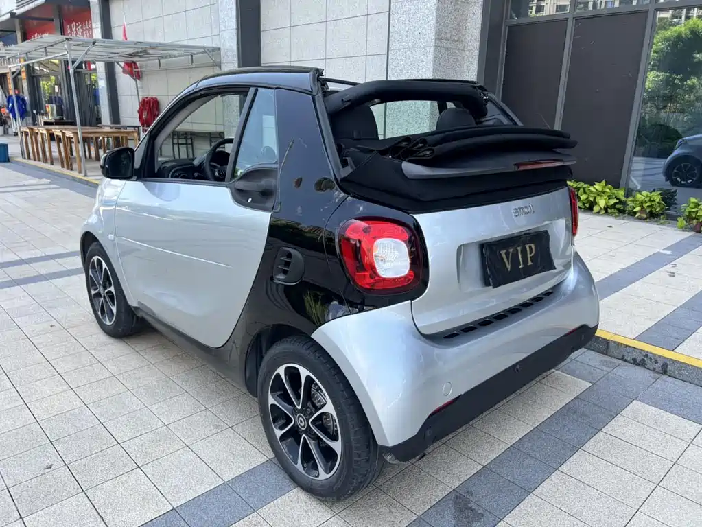 smart Fortwo 2017 — фото 5