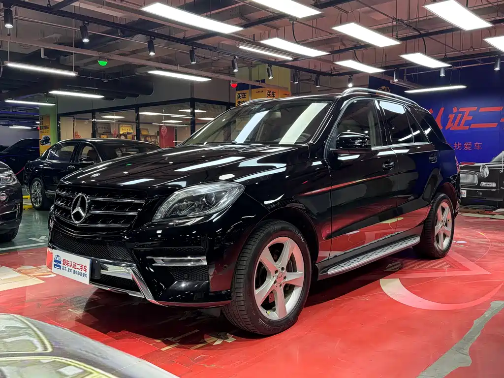 Mercedes-Benz M-Class 2015 — фото 1