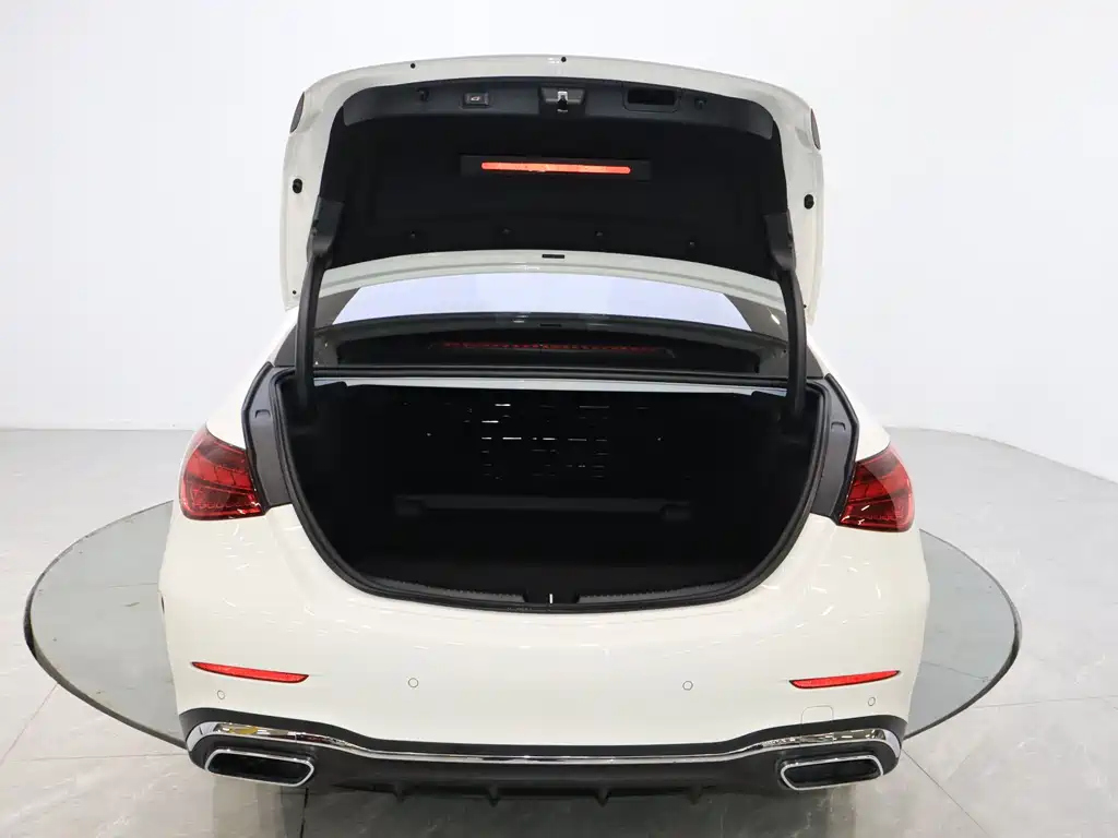 Mercedes-Benz C-Class 2022 — фото 16