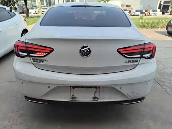 Buick Regal 2023