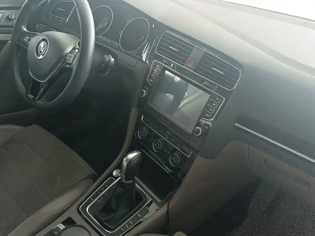 Volkswagen Golf 2015 — фото 12