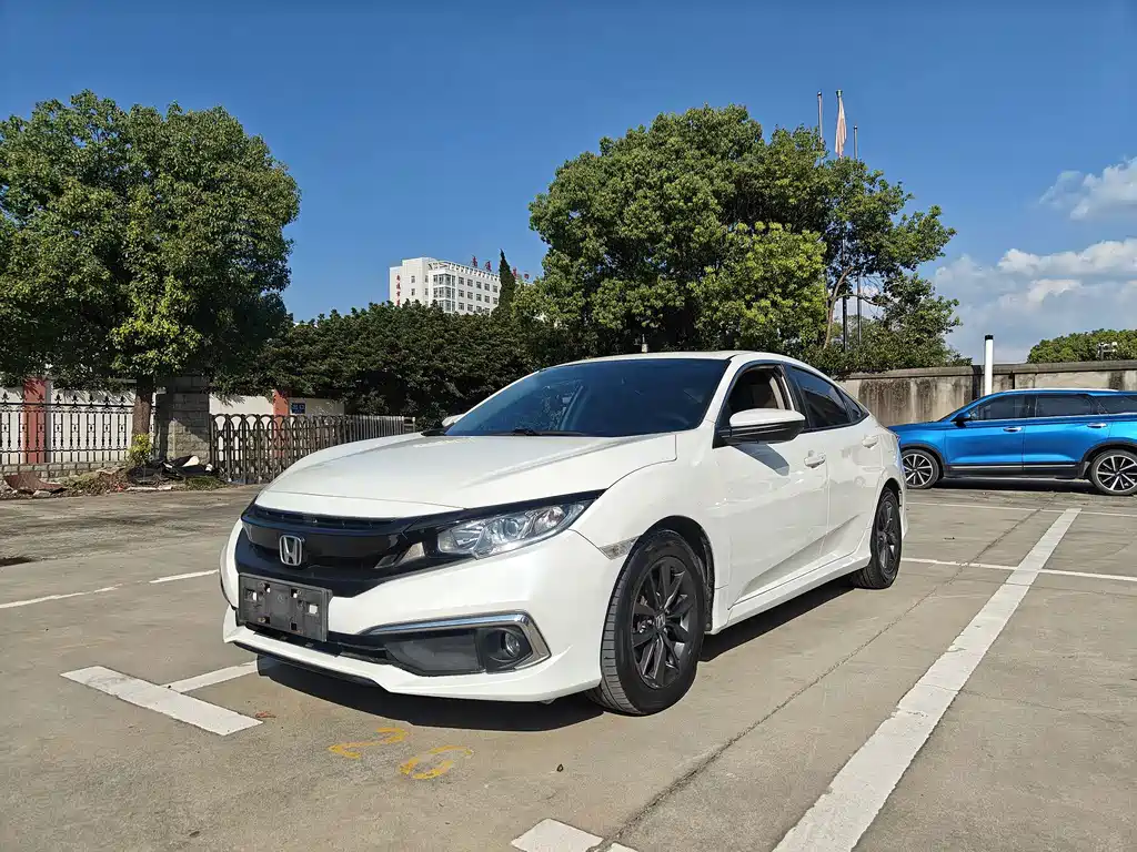 Honda Civic 2020 — фото 1