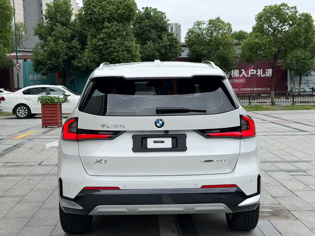 BMW X1 2023 — фото 12