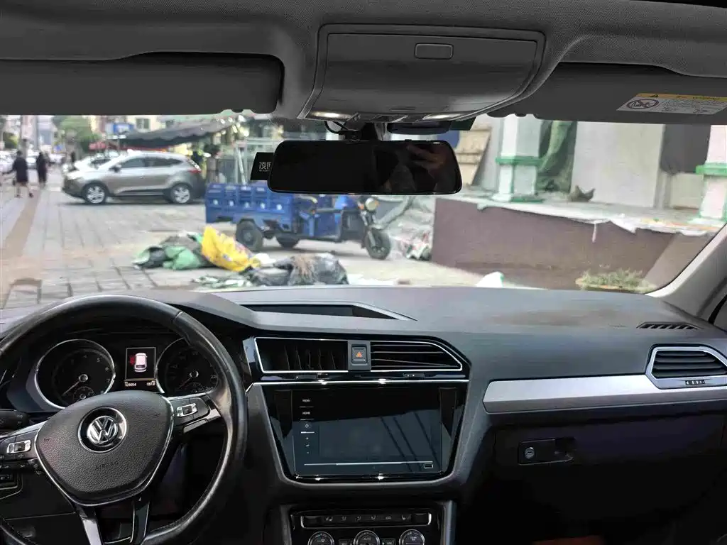 Volkswagen Tiguan L 2019
