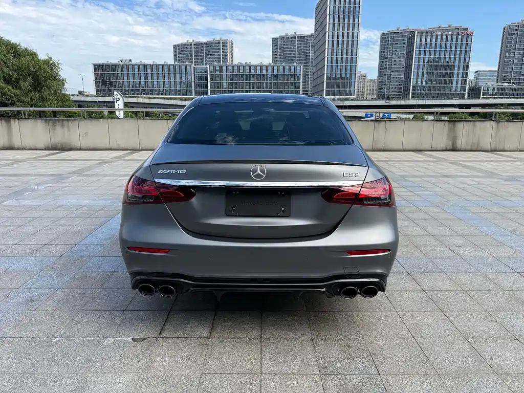 Mercedes-Benz E-Class AMG 2022 — фото 18