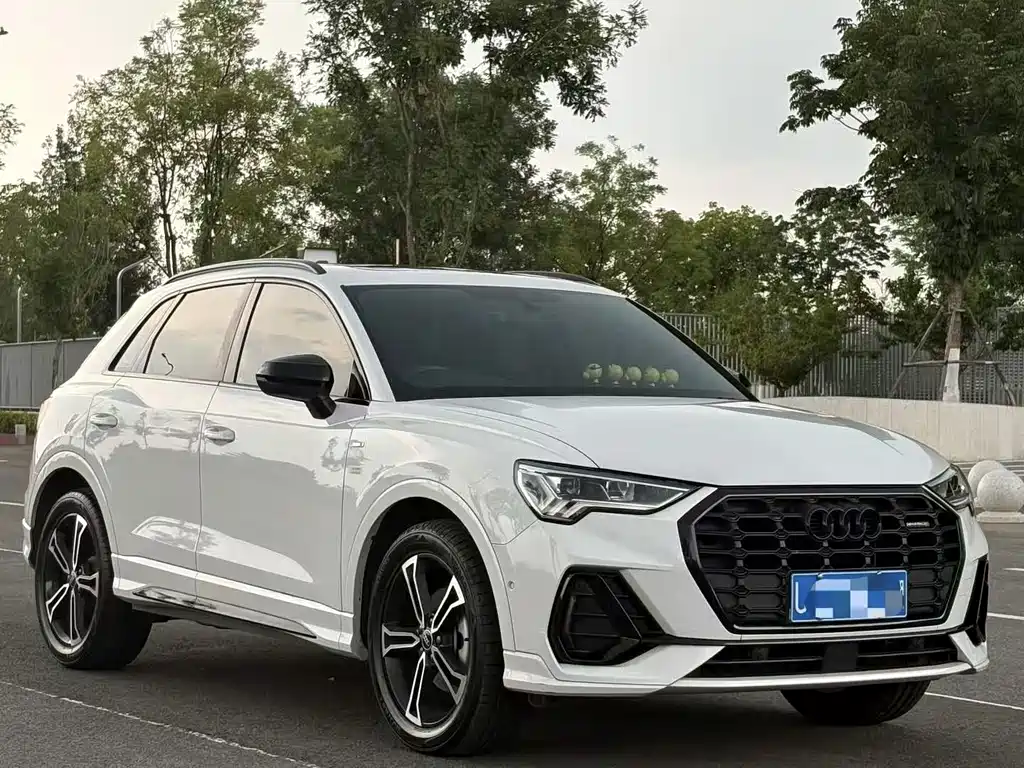 Audi Q3 2023