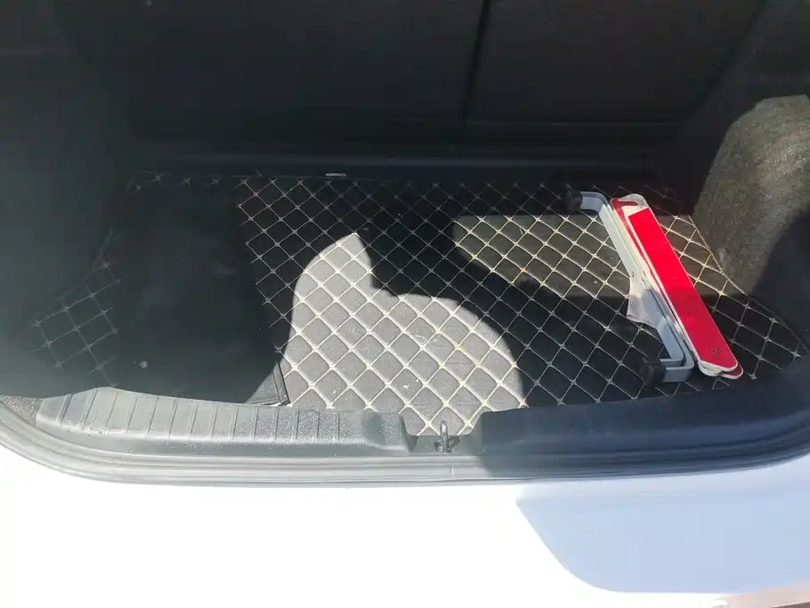 Toyota Yaris L 2020