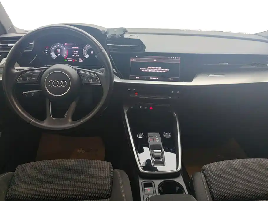 Audi A3 2022 — фото 12