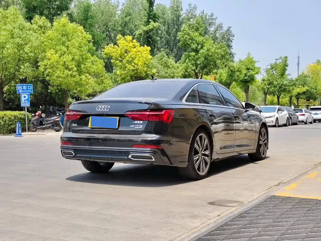 Audi A6L 2019 — фото 4