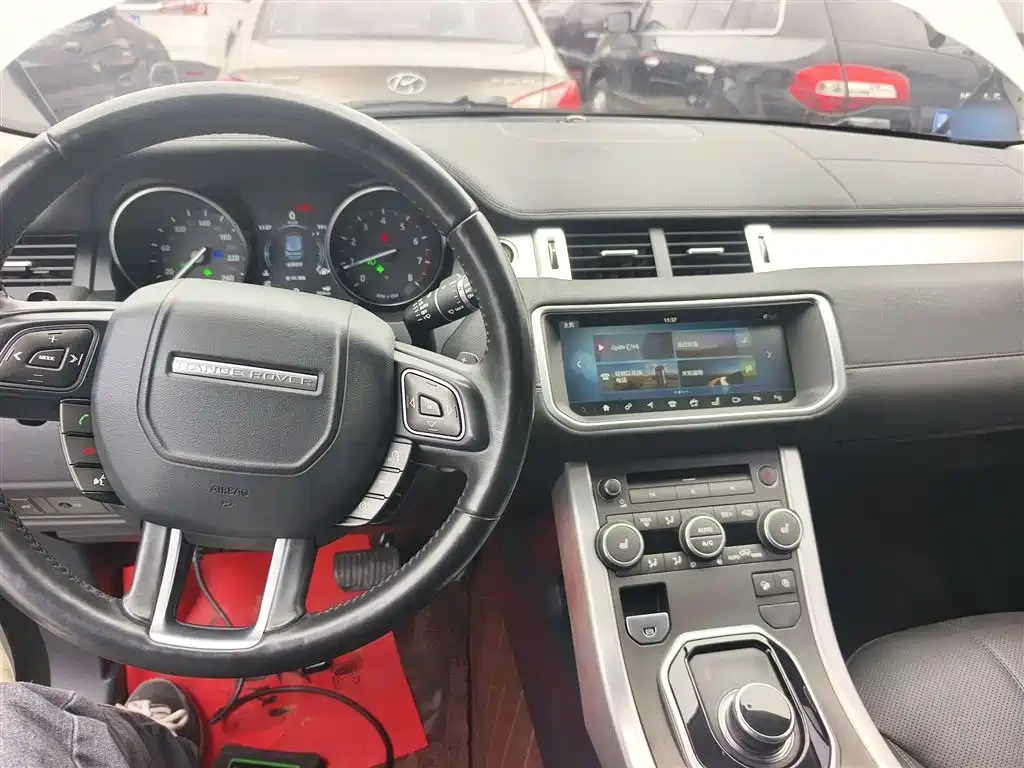 Land Rover Evoque 2017 — фото 3