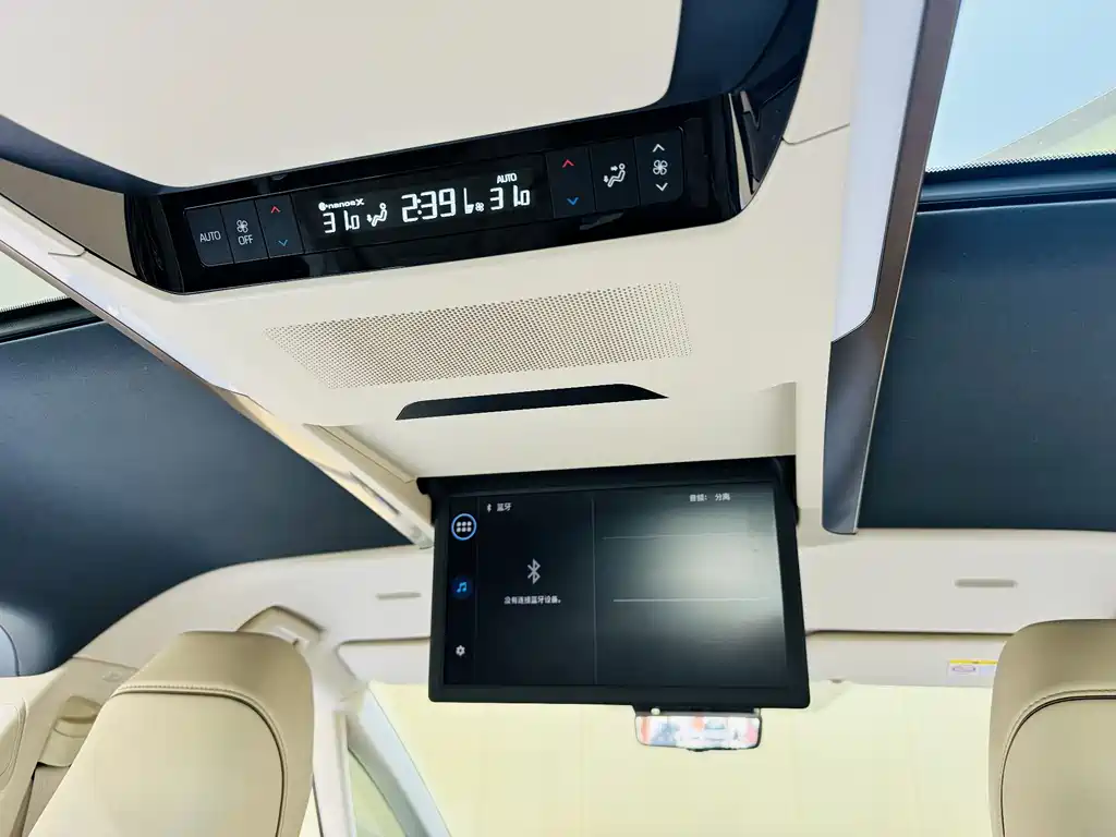 Toyota Vellfire 2025 — фото 15