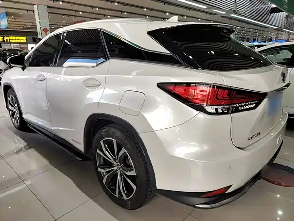 Lexus RX 2020